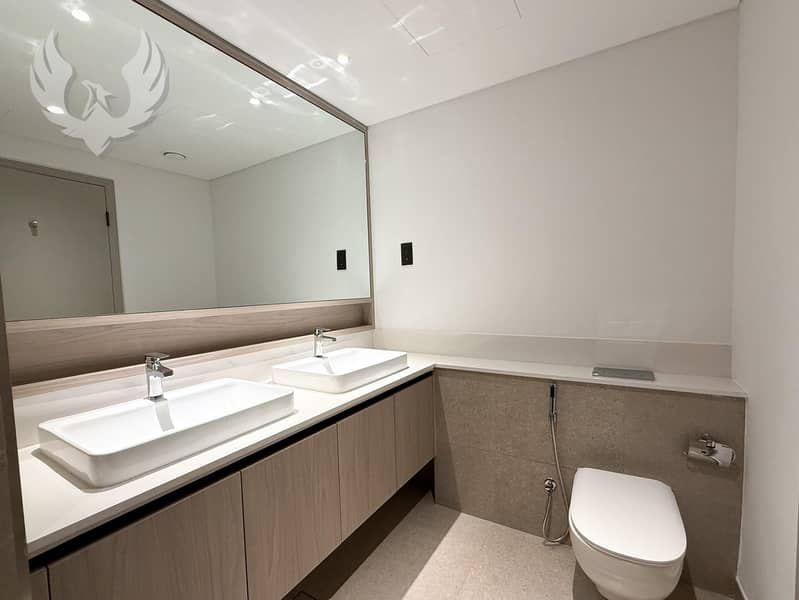 Ready | Vacant | Single Row | Community Expert - Image 16