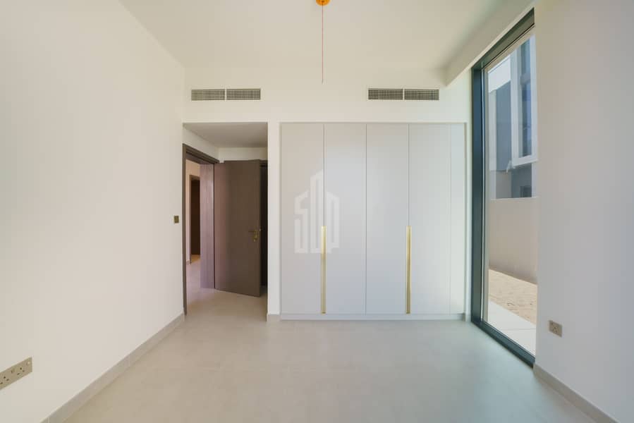 Brand New | Ready to Move-In | Stunning - Image 16