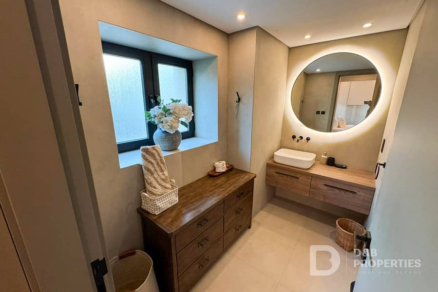 Full Burj Khalifa | Upgraded | Vacant | Terrace - Image 20