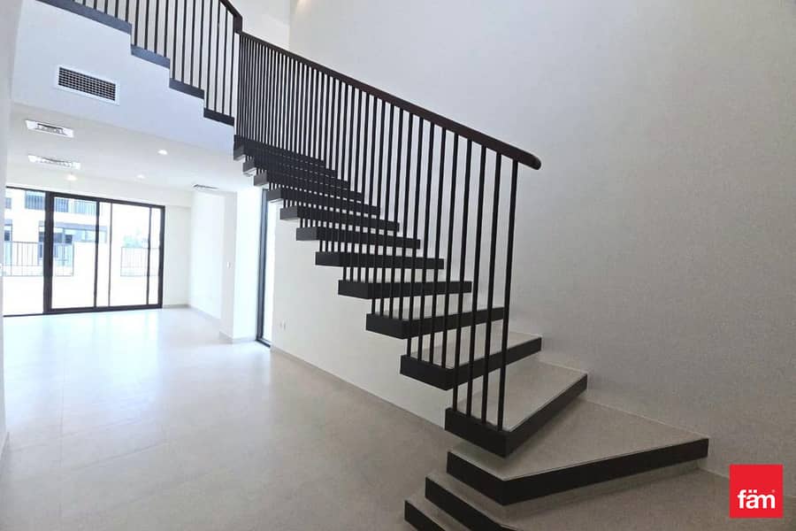 Corner Plot | Vacant | Maids Room