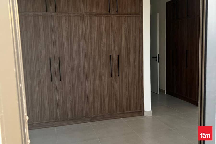 Corner Plot | Vacant | Maids Room - Image 6