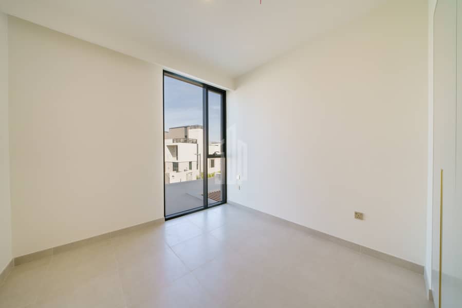 Brand New | Ready to Move-In | Stunning - Image 28