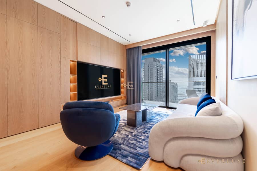 Warm Minimalist Waterfront Residence with Sea & Palm Jumeirah Views - Image 7