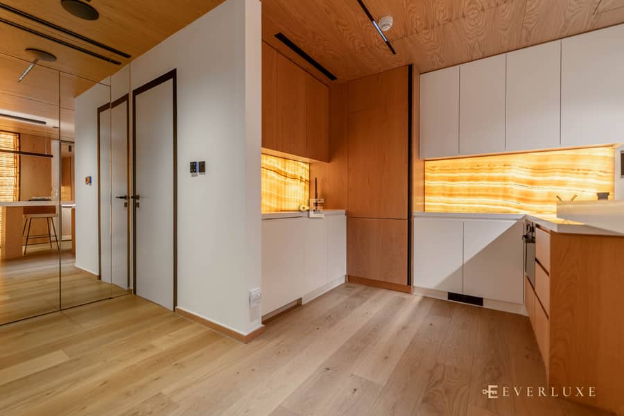 Warm Minimalist Waterfront Residence with Sea & Palm Jumeirah Views - Image 14