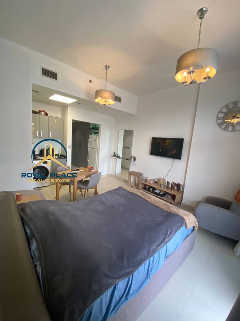 Spacious I Community View I Chiller free