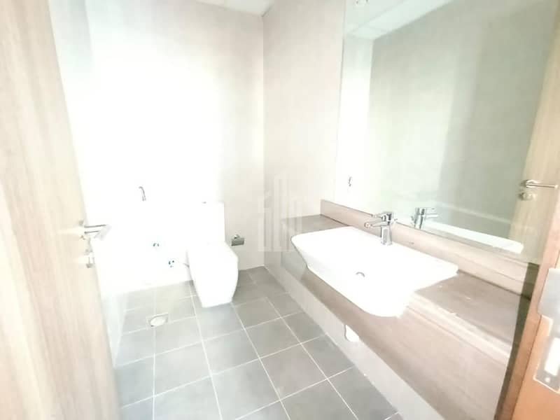 Spacious | Prime Location | Below Market Price - Image 13