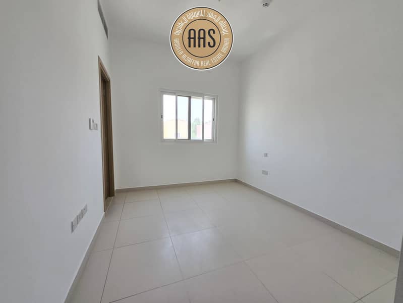 Hot Deal! 3BR + Maid Villa | Prime Area | AED 150k - Image 9