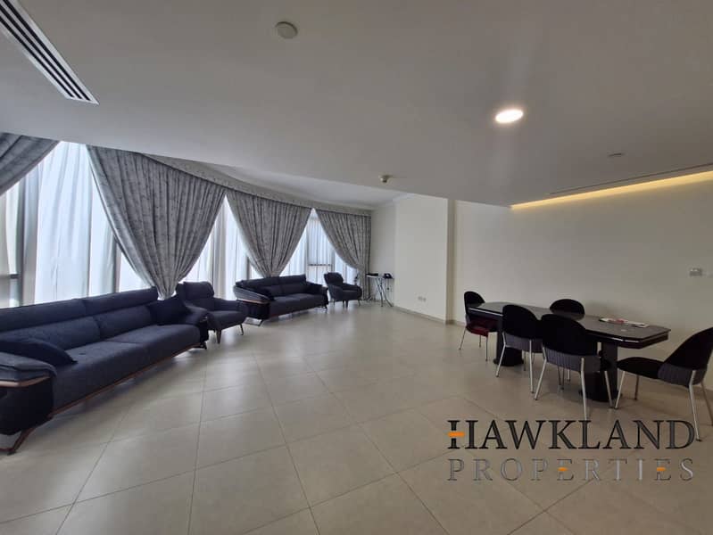 2BR Apt with Panoramic View Mirdif