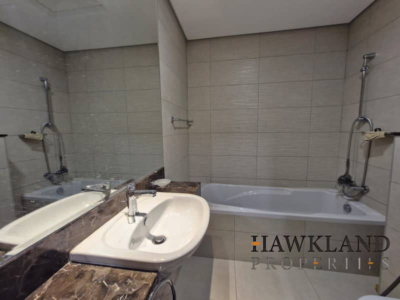 2BR Apt with Panoramic View Mirdif - Image 16