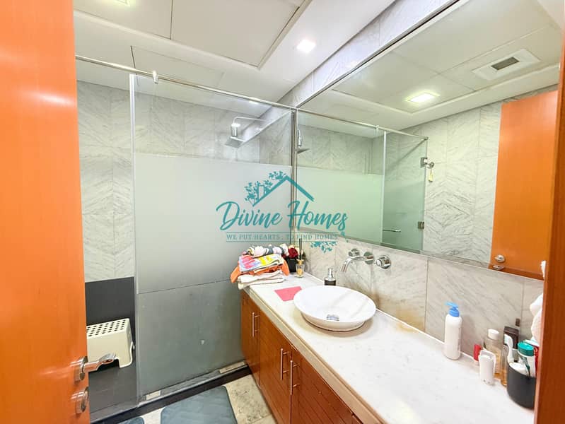 Upgraded Spacious 2 Bedrooms + Maids Room | Vacant - Image 20