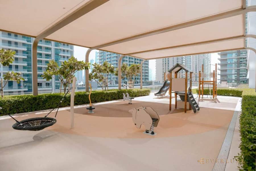 Warm Minimalist Waterfront Residence with Sea & Palm Jumeirah Views - Image 31