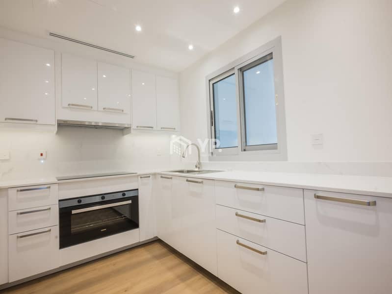 Multiple Cheques | Huge Balcony | Renovated | Fully-Upgraded - Image 19