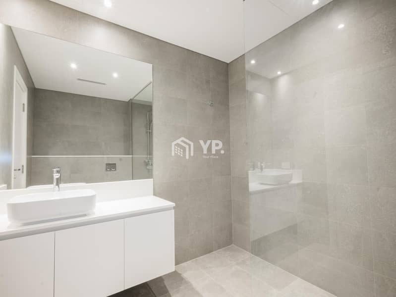 Multiple Cheques | Huge Balcony | Renovated | Fully-Upgraded - Image 20