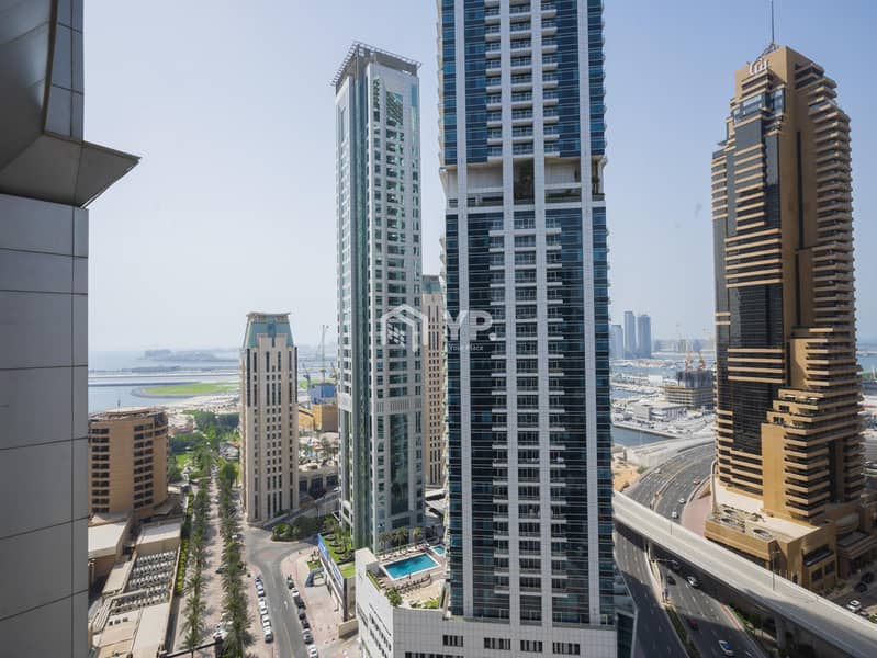 Multiple Cheques | Huge Balcony | Renovated | Fully-Upgraded - Image 24