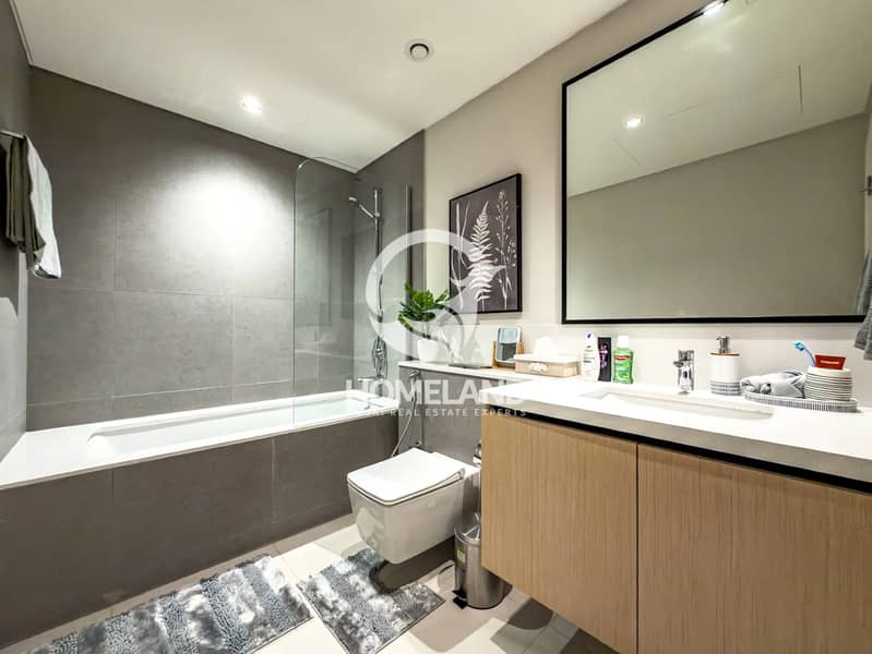 Luxury Apartment | Fully Furnished and Upgraded - Image 18