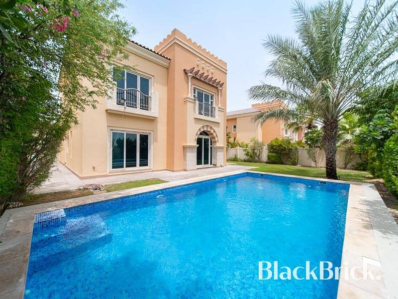 Superb Family Villa |Private Pool |Available Now