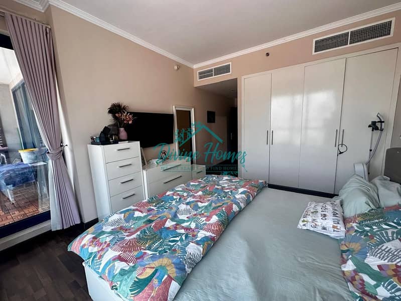 Fully Furnished | Upgraded | Low Floor | Simplex