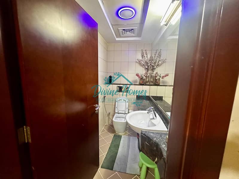 Fully Furnished | Upgraded | Low Floor | Simplex - Image 16