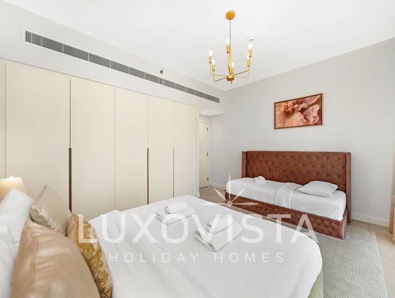 La Vie Beachside Elegance | All Bills Included - Image 12