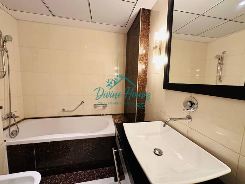 VACANT SOON | SPACIOUS APARTMENT | SKYLINE VIEW - Image 9