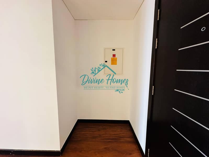 VACANT SOON | SPACIOUS APARTMENT | SKYLINE VIEW - Image 11