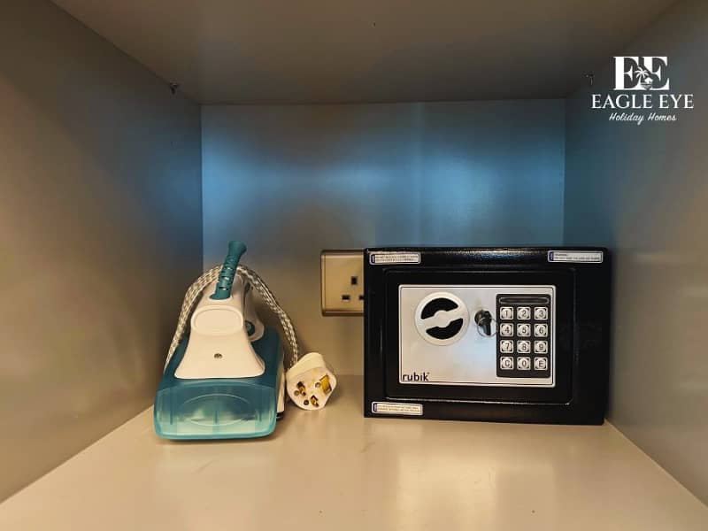 1BR Damac Paramount Tower D - City Views - World-Class Amenities - Sleeps 4 - Image 6