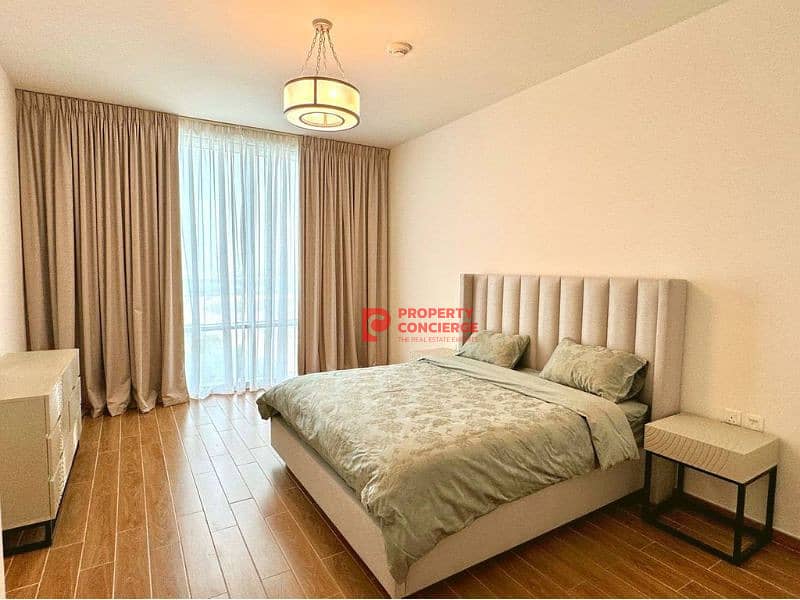 Panoramic Views | Prime Location | Huge Layout