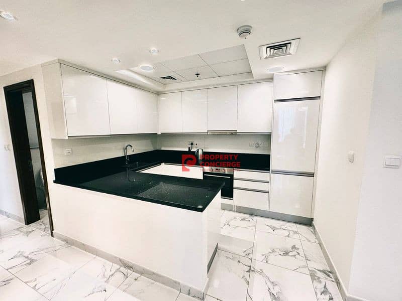 Panoramic Views | Prime Location | Huge Layout - Image 6