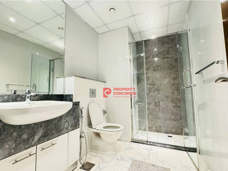 Panoramic Views | Prime Location | Huge Layout - Image 7