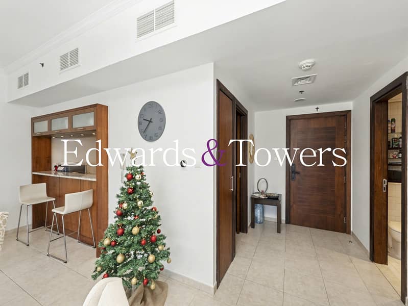 Fully Furnished | Marina view | Available End Dec. - Image 6