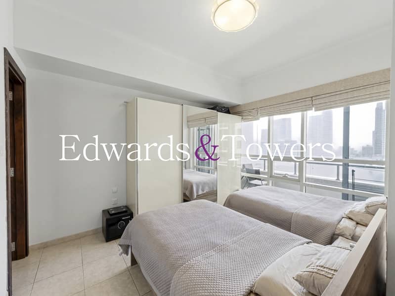 Fully Furnished | Marina view | Available End Dec. - Image 10