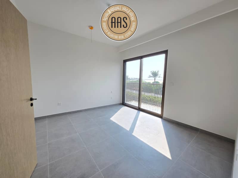 END CORNER UNIT CLOSE TO SWIMMING POOL 4BR+MAID - Image 13