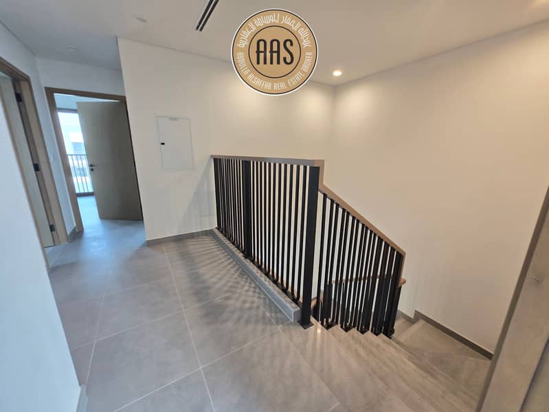 END CORNER UNIT CLOSE TO SWIMMING POOL 4BR+MAID - Image 14