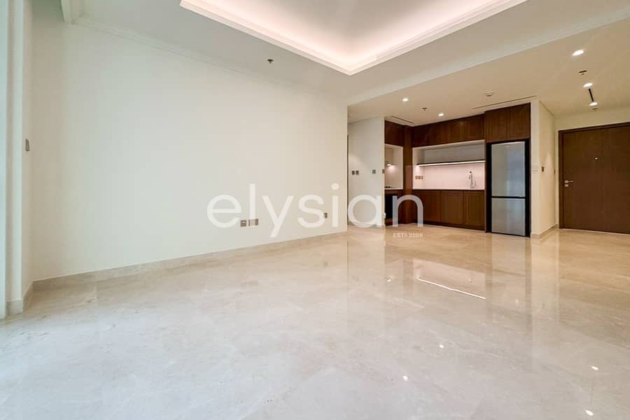 Vacant | High Floor | Beach Access Residence