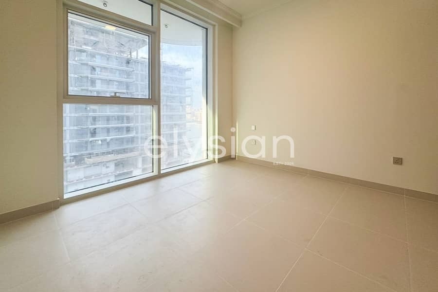 Vacant | High Floor | Beach Access Residence - Image 8