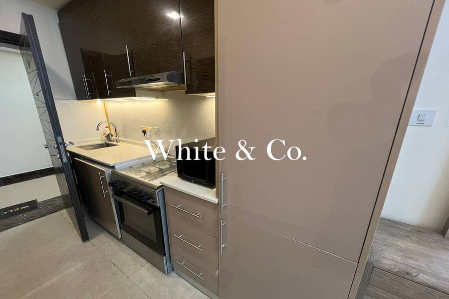 12 Cheques | Furnished | Spacious Unit - Image 11