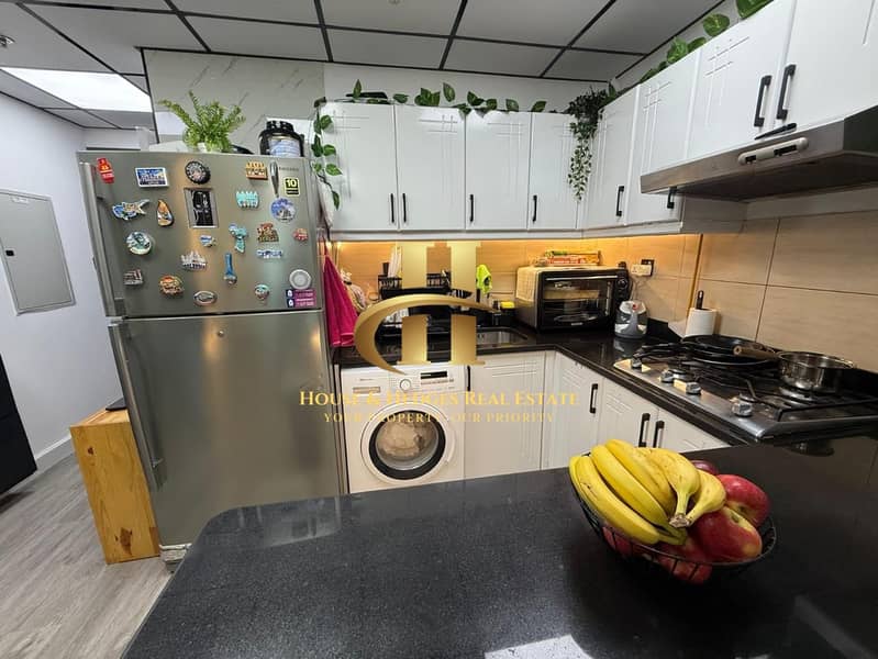 Fully Furnished | High Floor | Vacant