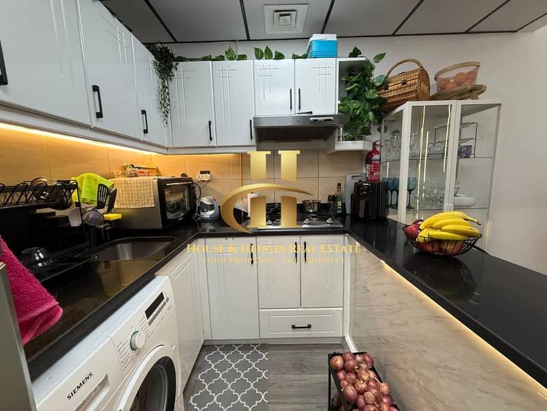 Fully Furnished | High Floor | Vacant