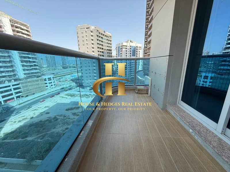 Fully Furnished | High Floor | Vacant - Image 8