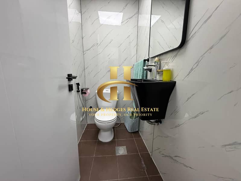 Fully Furnished | High Floor | Vacant - Image 11