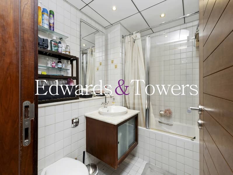 Fully Furnished | Marina view | Available End Dec. - Image 14