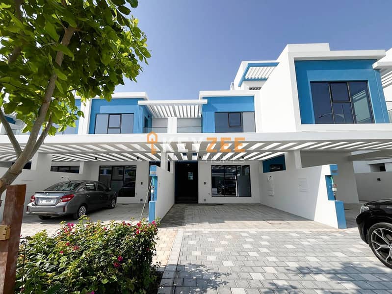 Single Row 4BR Townhouse | Brand New | Santorini Lagoons