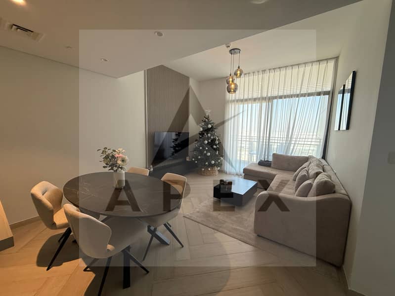 Fully Furnished With Downtown Views | up to 12 Cheques!