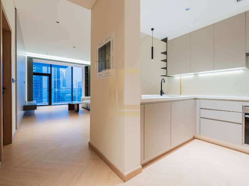 FULLY UPGRADED | PRIME LOCATION | BURJ KHALIFA VIEW - Image 12