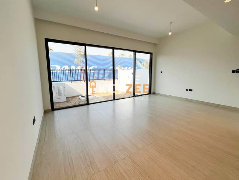 Single Row 4BR Townhouse | Brand New | Santorini Lagoons - Image 8