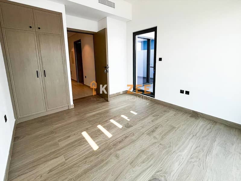 Single Row 4BR Townhouse | Brand New | Santorini Lagoons