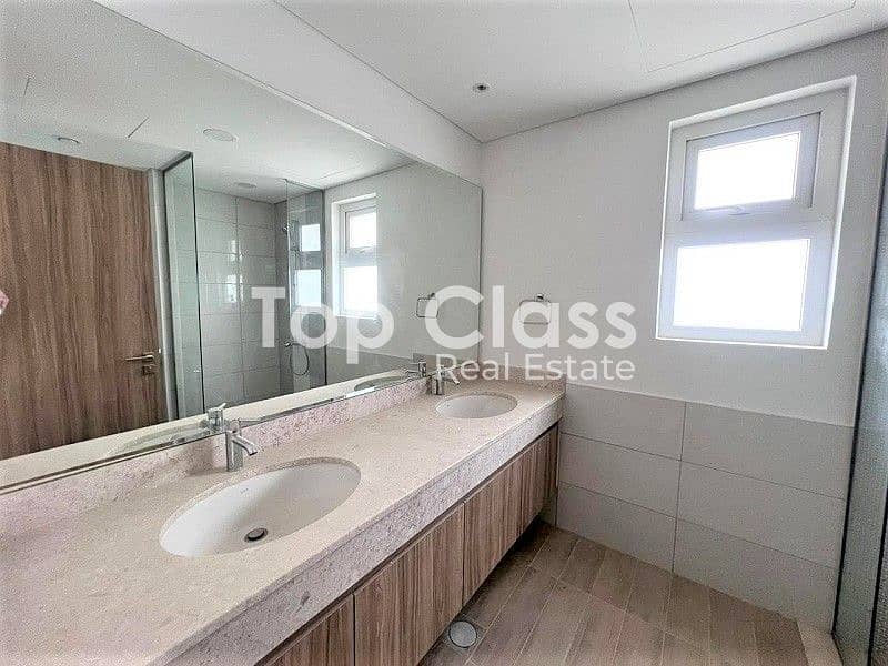 Spacious | 4 Beds and Maid Room | Ready to Move In - Image 15