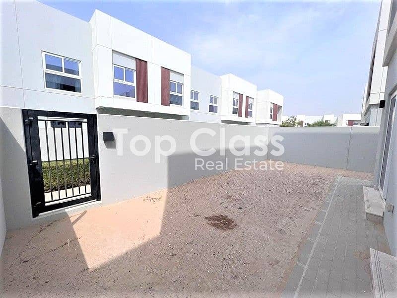 Spacious | 4 Beds and Maid Room | Ready to Move In - Image 19