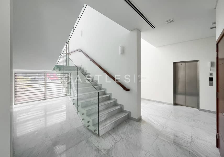 Contemporary Style | Ready To Move In | Villa For Rent - Image 9