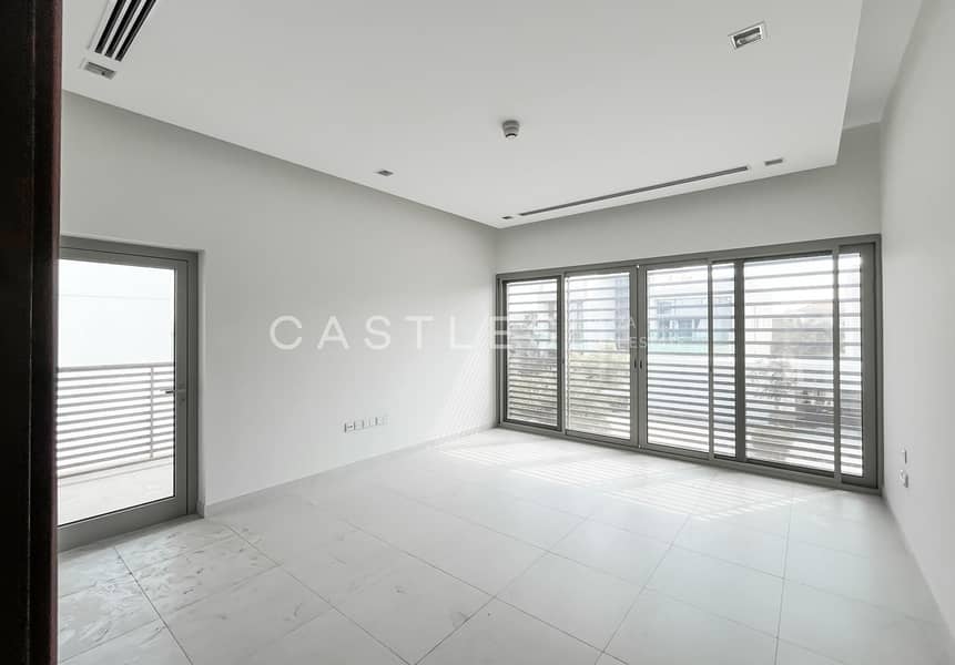 Contemporary Style | Ready To Move In | Villa For Rent - Image 12